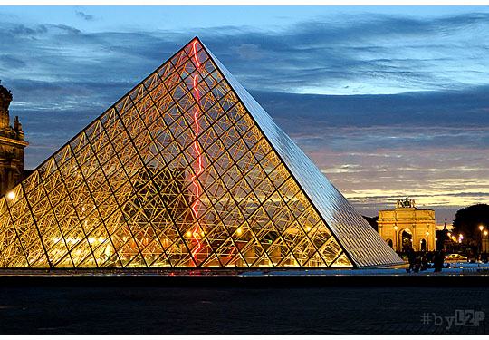 Carousel du Louvres