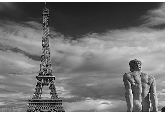 Paris, Hercule à la Tour Eiffel