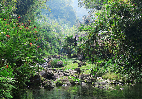 Java mountain river